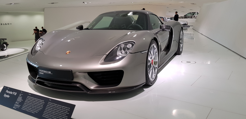 Illustration for article titled Porsche Museum Stuttgart Zuffenhausen photo dump